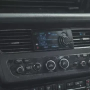 Ozonowanie samochodu i klimatyzacji — czy to ma sens? Ozonowanie samochodu i klimatyzacji — czy to ma sens?