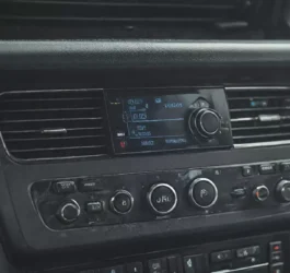 Ozonowanie samochodu i klimatyzacji — czy to ma sens?